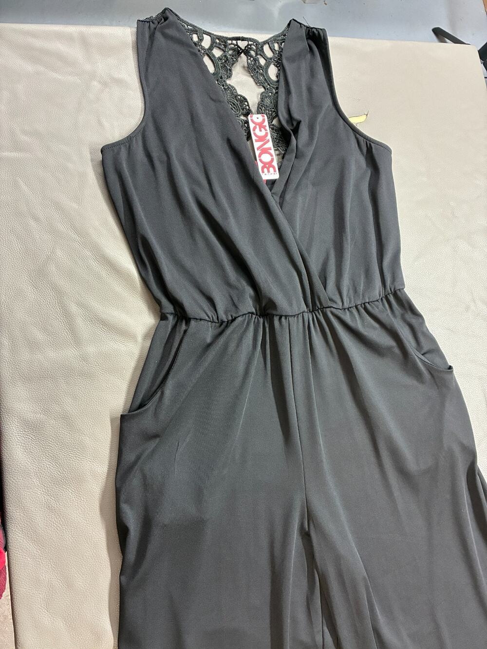 BONGO Charcoal Gray Jumpsuit | Sleeveless Wide Leg Romper | Lace Back | Size Lar